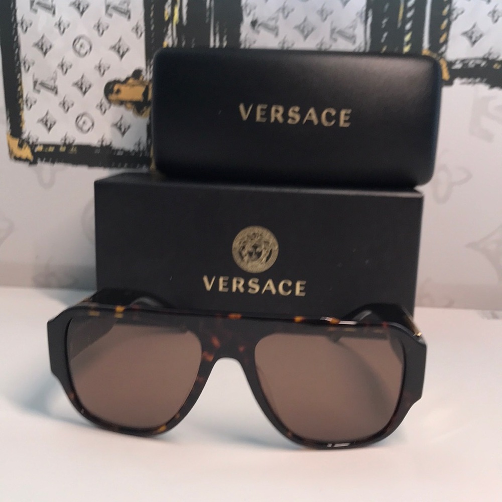 New Authentic Versace Tortoise Shell Sunglasses V… - image 4
